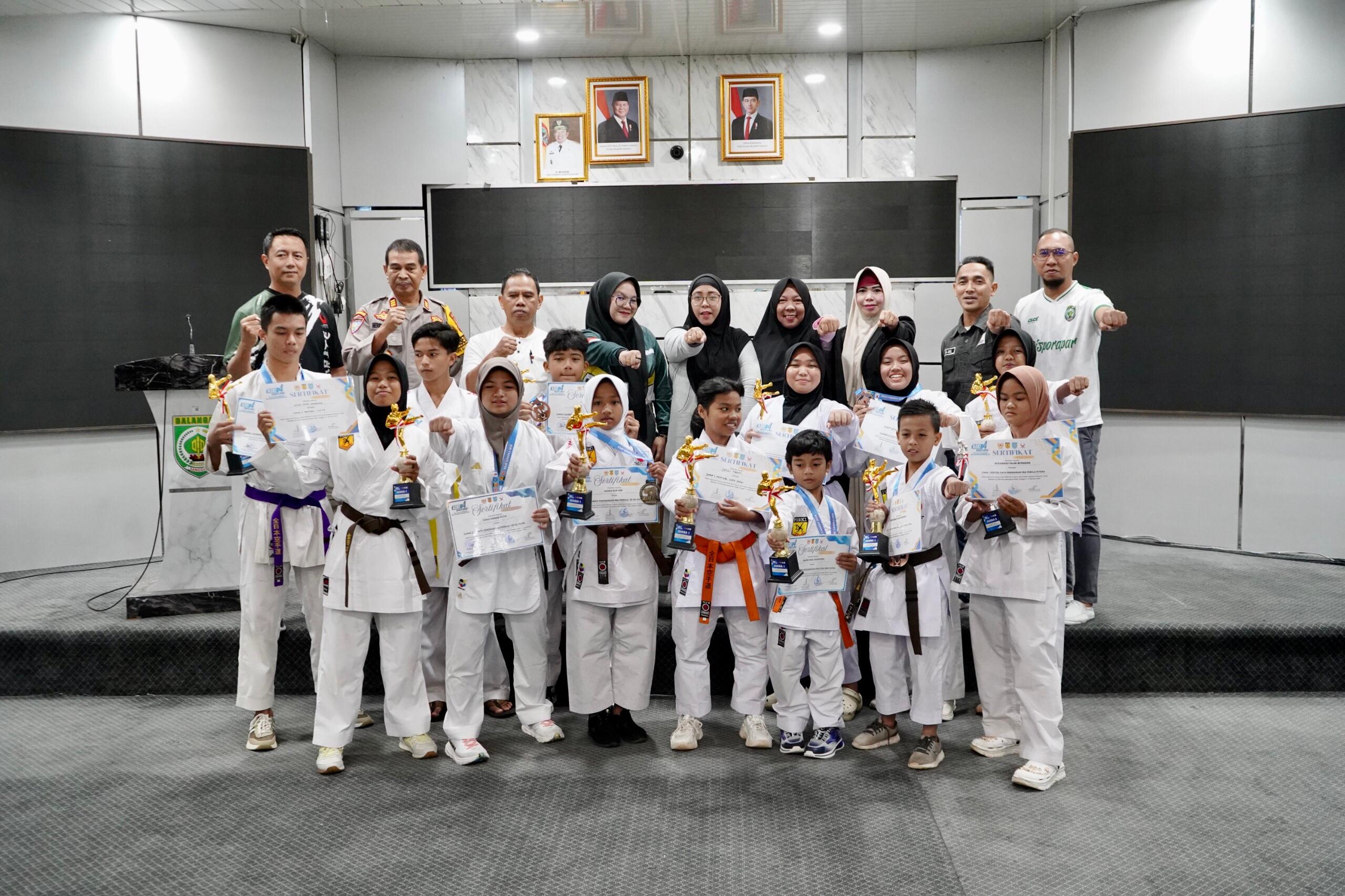 Pemkab Balangan Apresiasi Atlet ASKI dan Lepas Kontingen ke Kejurprov menuju Porprov 2025