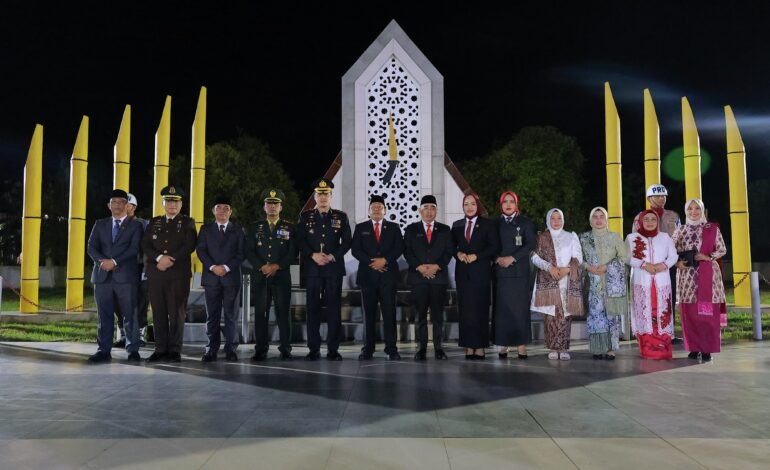 Upacara Kehormatan dan Renungan Suci di TMP Marabahan, Suasana Haru dan Khusyuk
