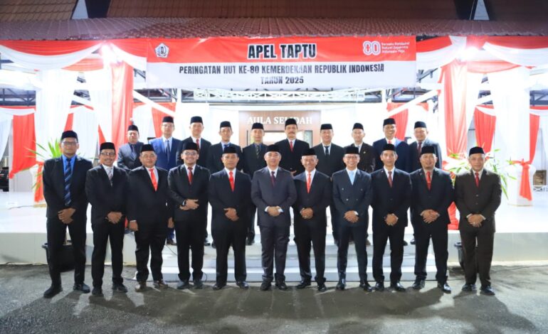 Apel Taptu Sambut HUT ke-80 RI Digelar di Halaman Kantor Bupati Batola
