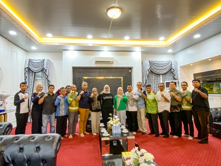 Wali Kota Banjarbaru Matangkan Pembentukan Koperasi Merah Putih