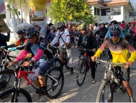 Ustad dan Ustazah di Kalsel Gowes Sehat 10 Kilometer