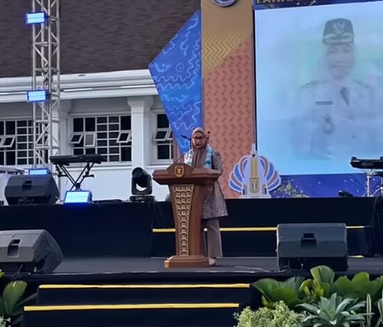 Festival Seni Pawai Budaya Banjarbaru 2025 Resmi Dibuka, Lisa Halaby: Festival Ini Wadah Kita Merayakan Perbedaan