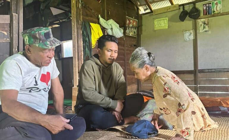 Anggota DPRD Banjar Wahyu Akbar Sambangi Rumah Lansia Tak Layak Huni, Usahakan Bedah Rumah