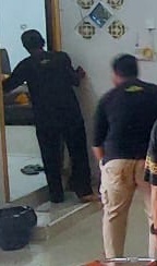 Seorang Anak Kaget saat Bawakan Pisang Temukan Ayahnya Meninggal