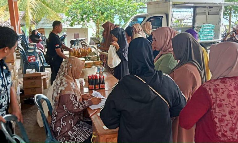 Pemkab HSS Kendalikan Inflasi Lewat Pasar Murah Menjelang Ramadan