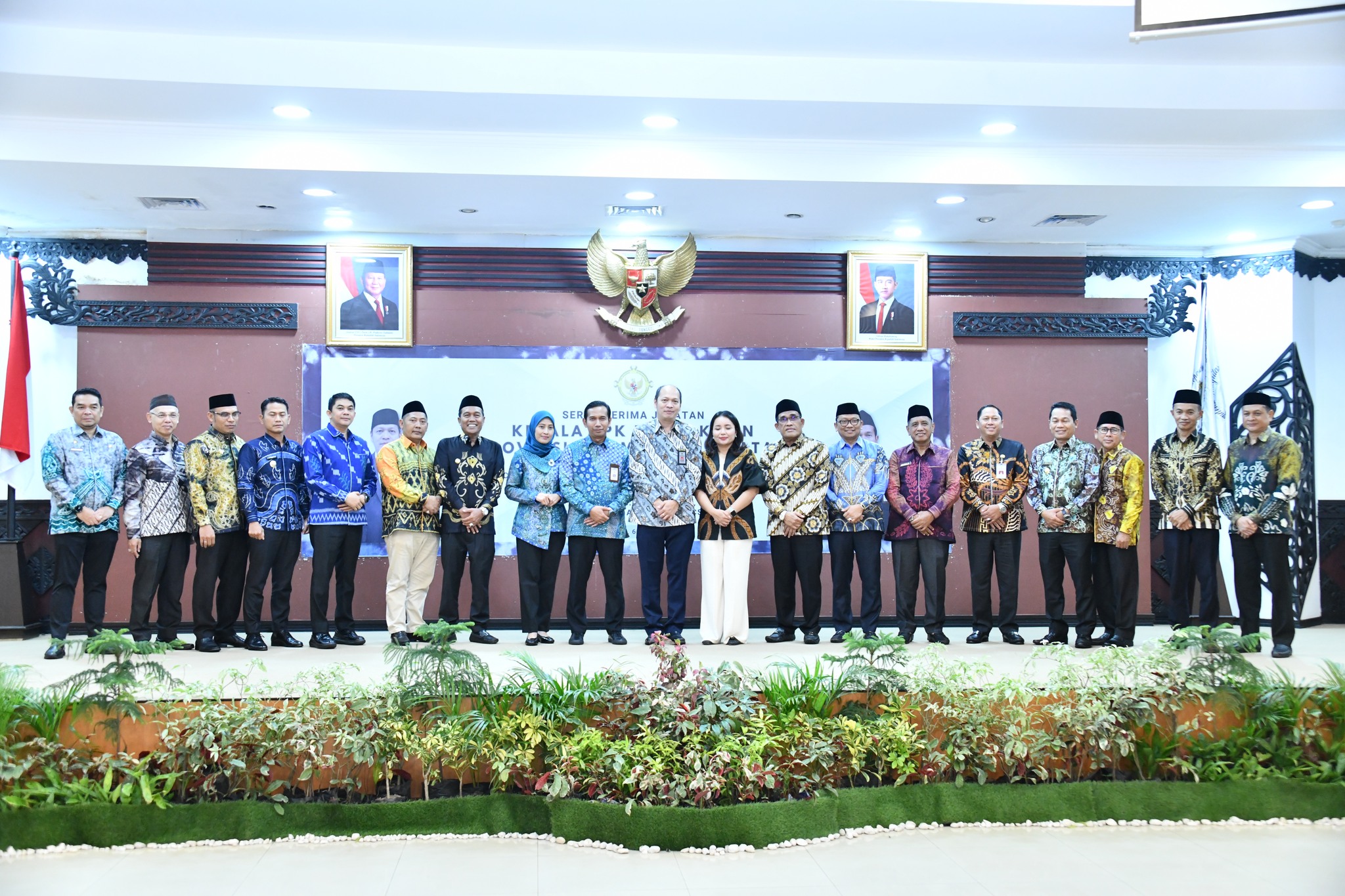 BUPATI HSS HADIRI SERTIJAB KEPALA BPK KALSEL GUNA PERKUAT SINERGI PENGELOLAAN KEUANGAN DAERAH