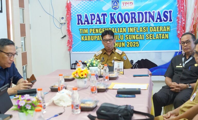 WAKIL BUPATI HSS IKUTI RAKOR ARAHAN MENDAGRI TERKAIT PERKEMBANGAN SITUASI DAN PENGENDALIAN INFLASI 2025