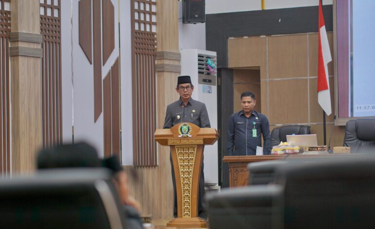 Pemkab Balangan Sampaikan Raperda APBD 2026 dan Lima Raperda Lainnya di Paripurna DPRD