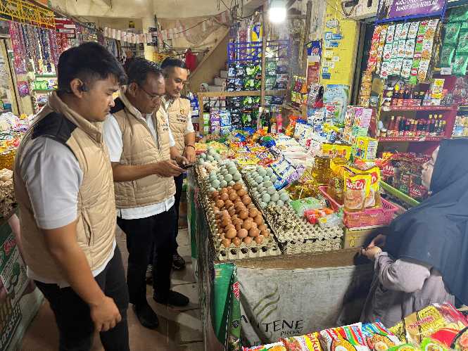 Satgas Pangan Polda Kalsel Pantau Harga Sembako di Pasar Kertak Hanyar