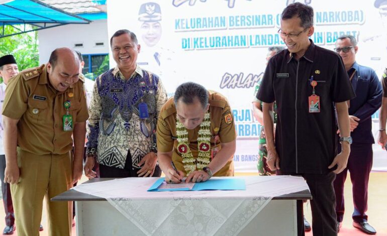 Banjarbaru Resmi Luncurkan Program “Kelurahan Bersinar” di Landasan Ulin Barat