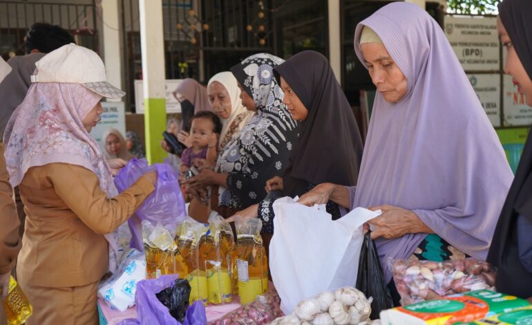 Disperindag Balangan Gelar Pasar Murah ke-71 di Desa Piyait, Bantu Kendalikan Inflasi dan Ringankan Beban Warga