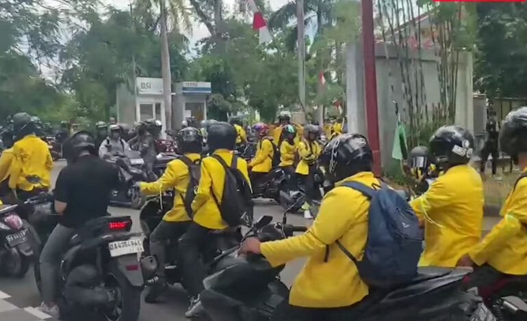 Mahasiswa ULM Mulai Bergerak, Taman Kamboja Jadi Titik Kumpul Aksi