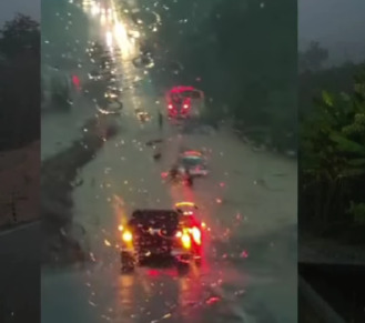 Jalan Bypass Banjarbaru–Batulicin Terendam Banjir, Akses Lalu Lintas Terganggu