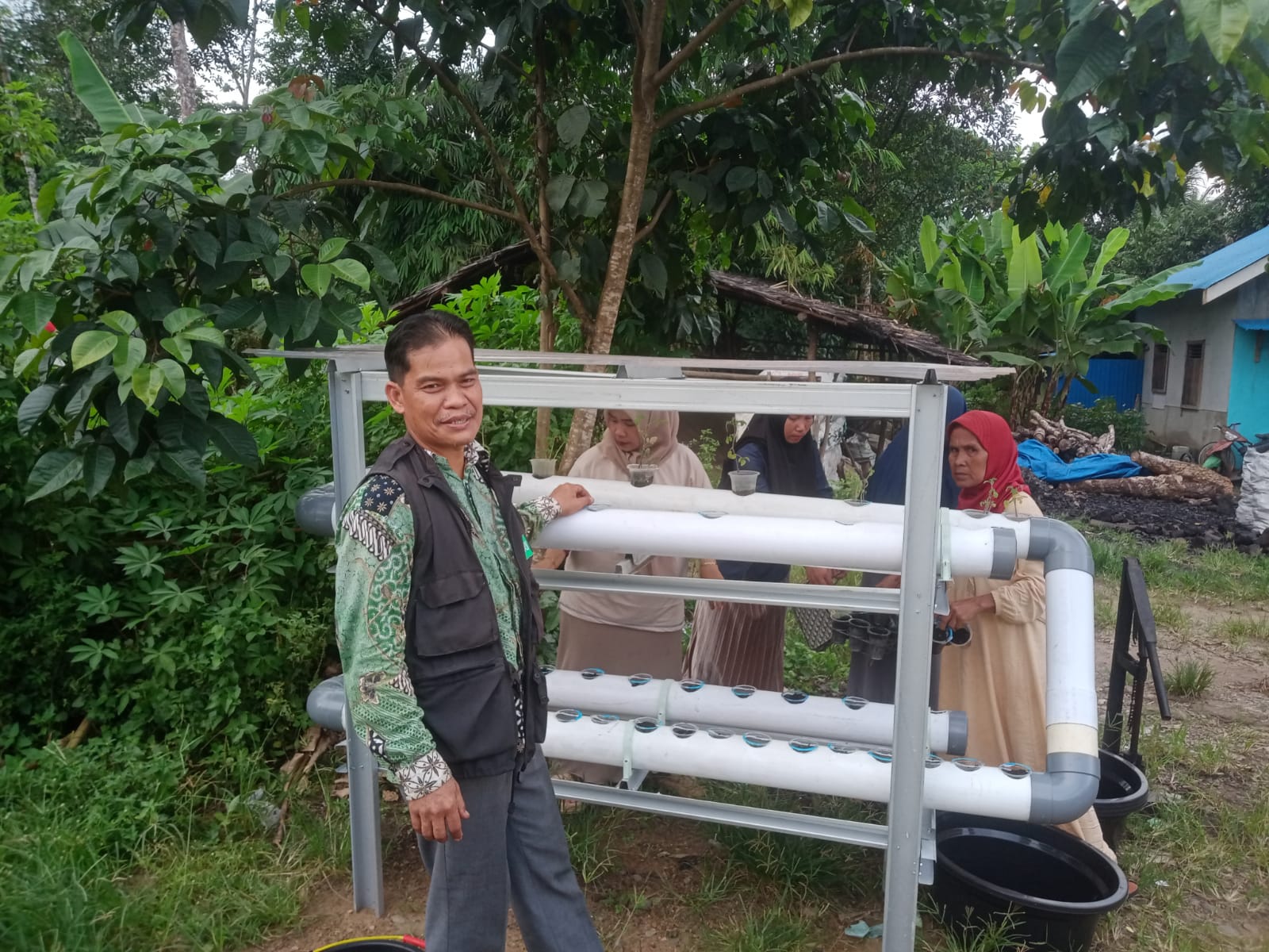 Dukung Agropolitan Balangan, BIMA ULM Dampingi Pengembangan Hidroponik