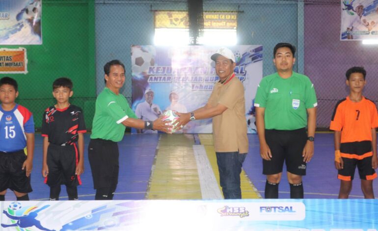 Bupati HSS Buka Lomba Futsal Antar Pelajar Bupati Cup 2025: Tanamkan Sportivitas dan Semangat Juang Sejak Dini