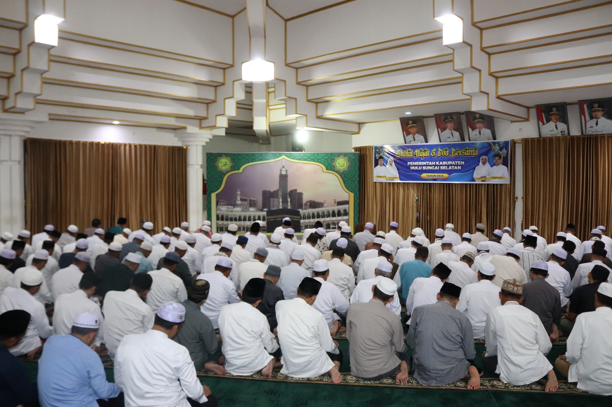 Pemkab HSS Gelar Sholat Hajat dan Doa Bersama, Doakan Keberangkatan Umrah Ketua TP-PKK