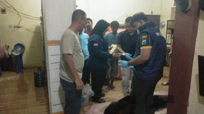 Tulis Pesan Terakhir di Potongan Kardus, Pria di Banjarbaru Ditemukan Tewas Gantung Diri