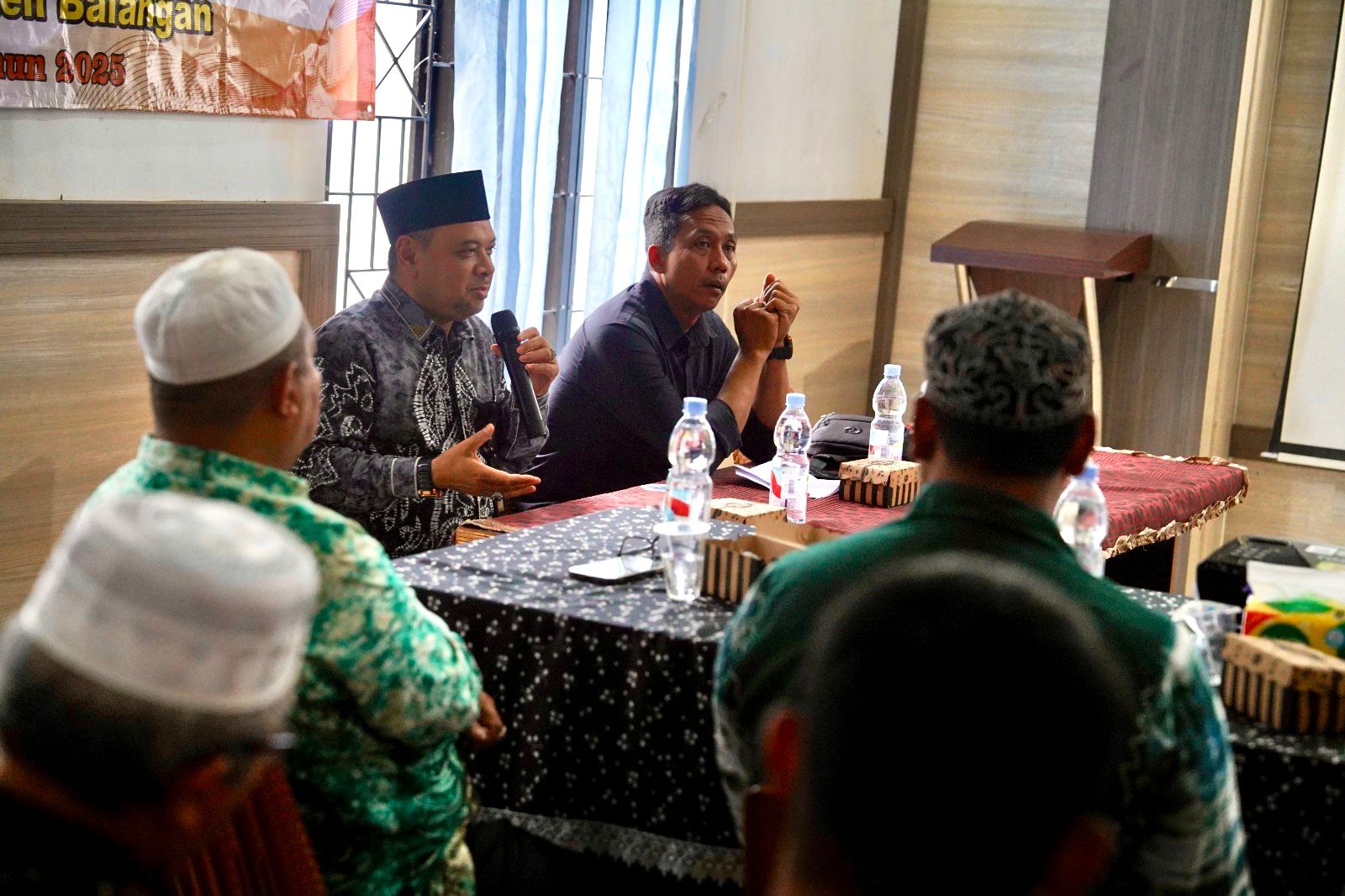 Kecamatan Lampihong Gelar Forum Konsultasi Publik Bahas Peningkatan Layanan Masyarakat