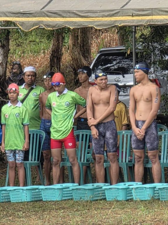 Perenang Rizky, Kontingen Banjarmasin, Raih Emas Perdana di Ajang Porprov XII