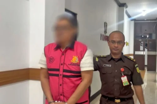 Dua Pegawai BUMN Korupsi Rp 4 Miliar Ditahan Kejari Tabalong