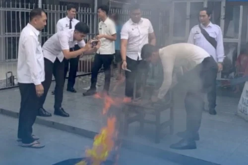 Lapas Amuntai Musnahkan Barang Terlarang Hasil Razia