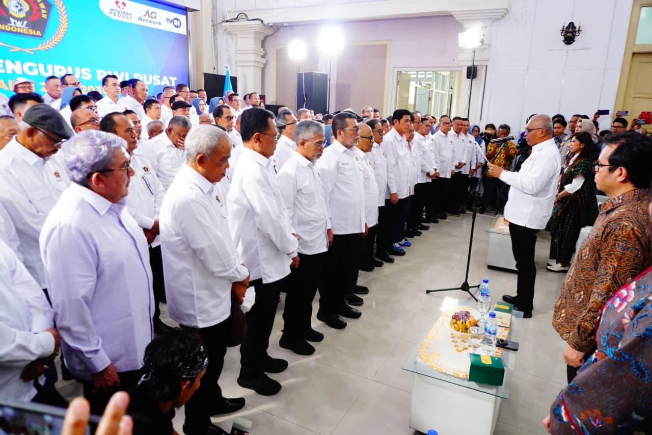 Pengurus PWI Pusat Periode 2025-2030 Resmi Dikukuhkan di Monumen Pers Solo
