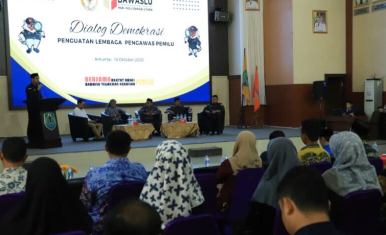 Dialog Bahas Beberapa Isu Terkait Penguatan Lembaga Pengawas Pemilu di HSU