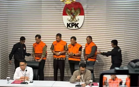 KPK Tahan Bupati Ponorogo terkait Kasus Dugaan Pengurusan Jabatan dan Proyek RSUD
