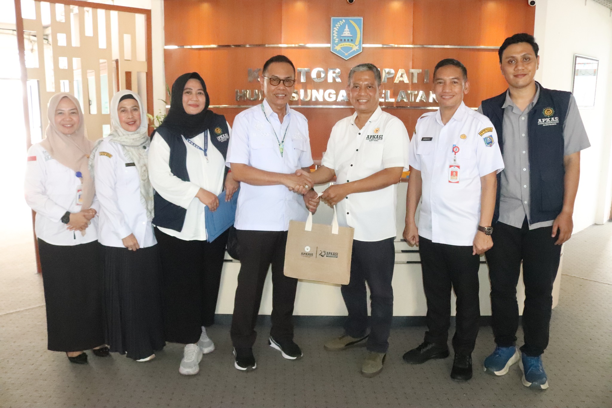 Program Rumah Sejahtera HSS Diakui Nasional, Masuk Buku “Best Practice” APKASI 2025
