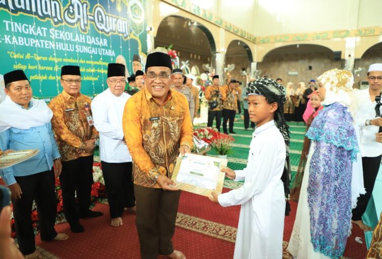 1.988 SD se Kabupaten HSU Ikuti Khataman Al Qur’an