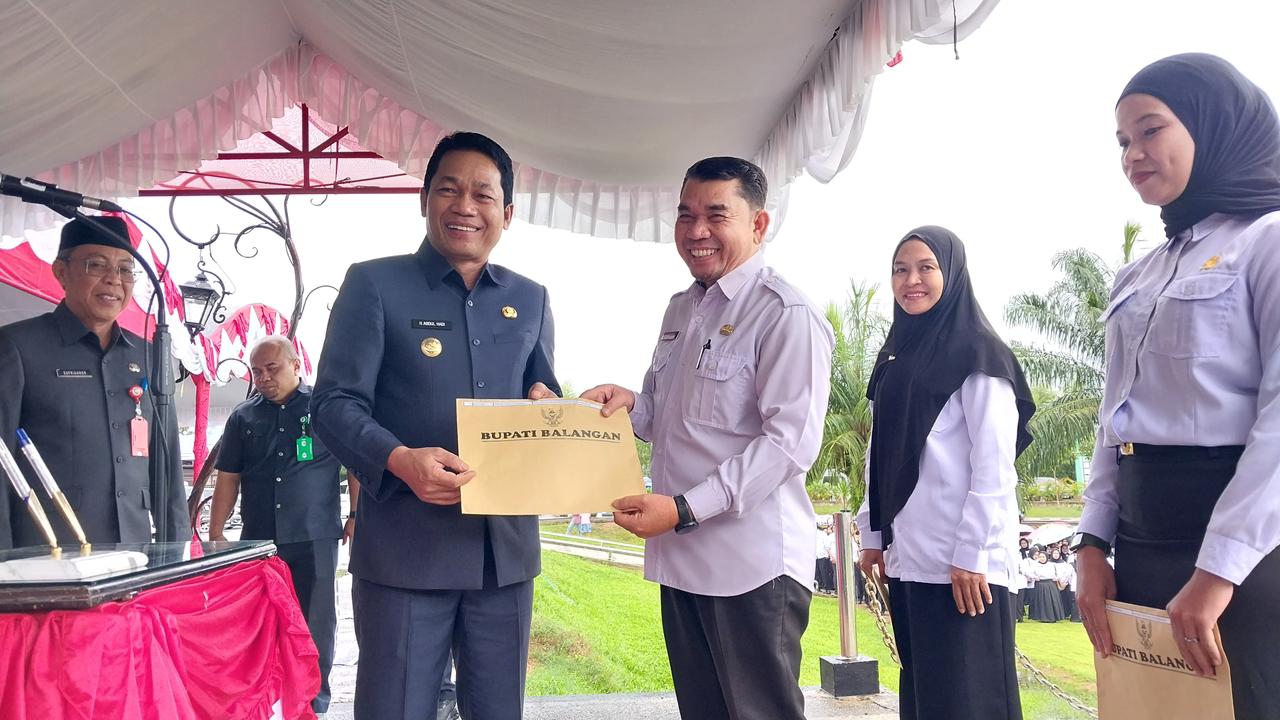 Bupati Abdul Hadi Lantik 3.036 PPPK Paruh Waktu, Tegaskan Pentingnya Kinerja dan Integritas