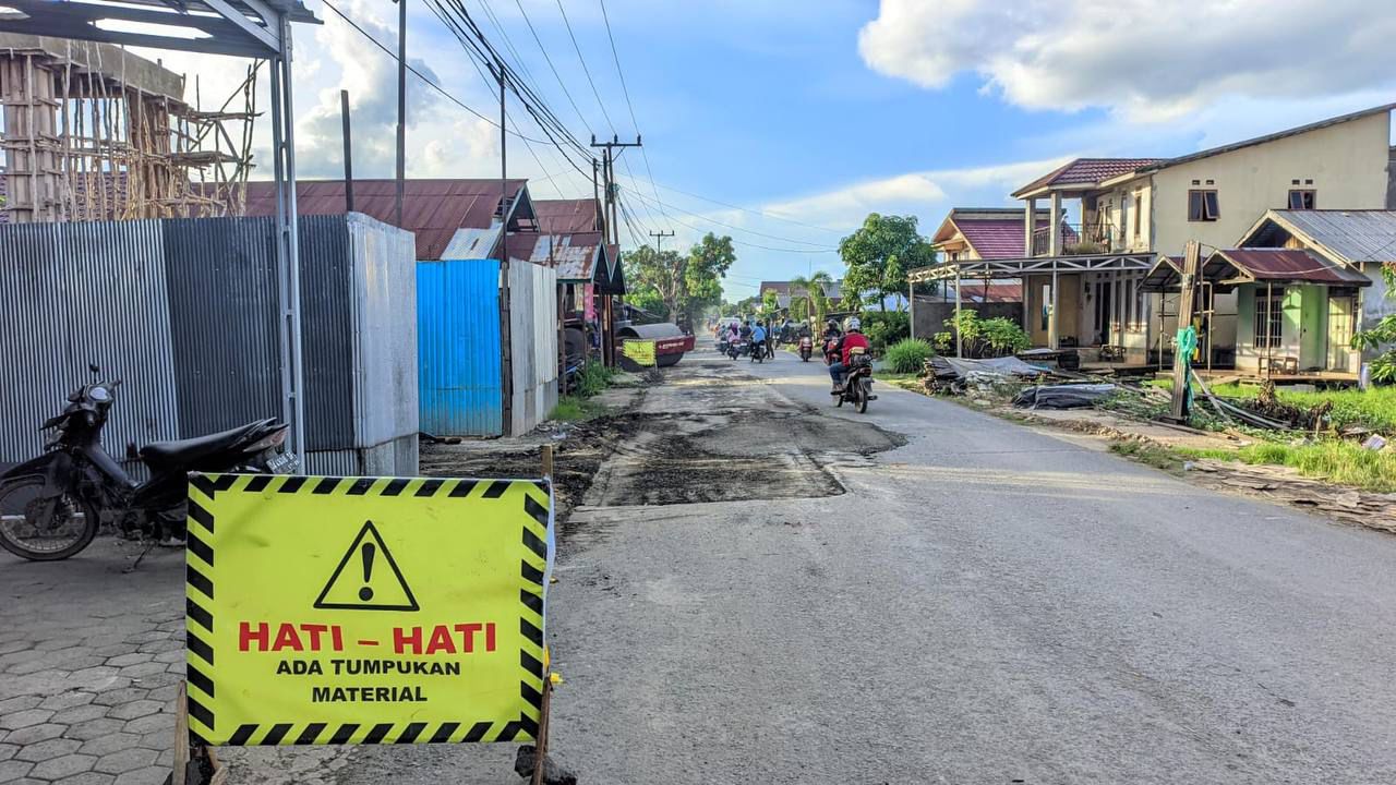 PUPR Kalsel Kebut Perbaikan Jalan Martapura Lama Jelan Haul ke-21 Abah Guru Sekumpul