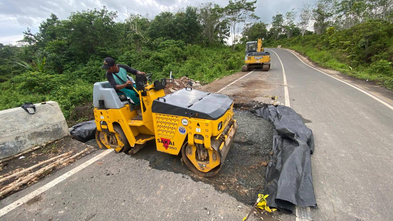 PUPR Kalsel Gerak Cepat Tangani Penurunan Oprit Jembatan di Ruas Banjarbaru–Batulicin