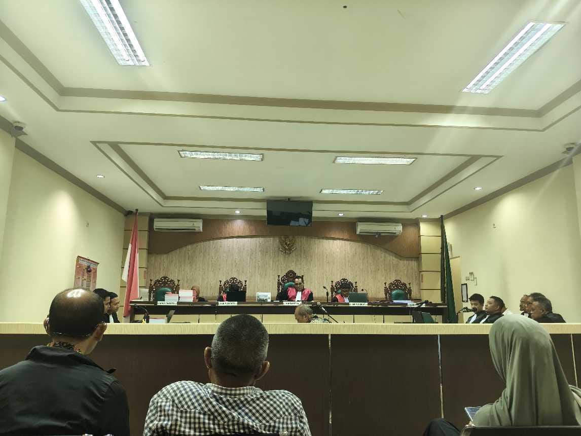 Hakim Cecar Saksi Ahli Terkait Kewenangan Bupati dalam Sidang Mantan Bupati Tabalong
