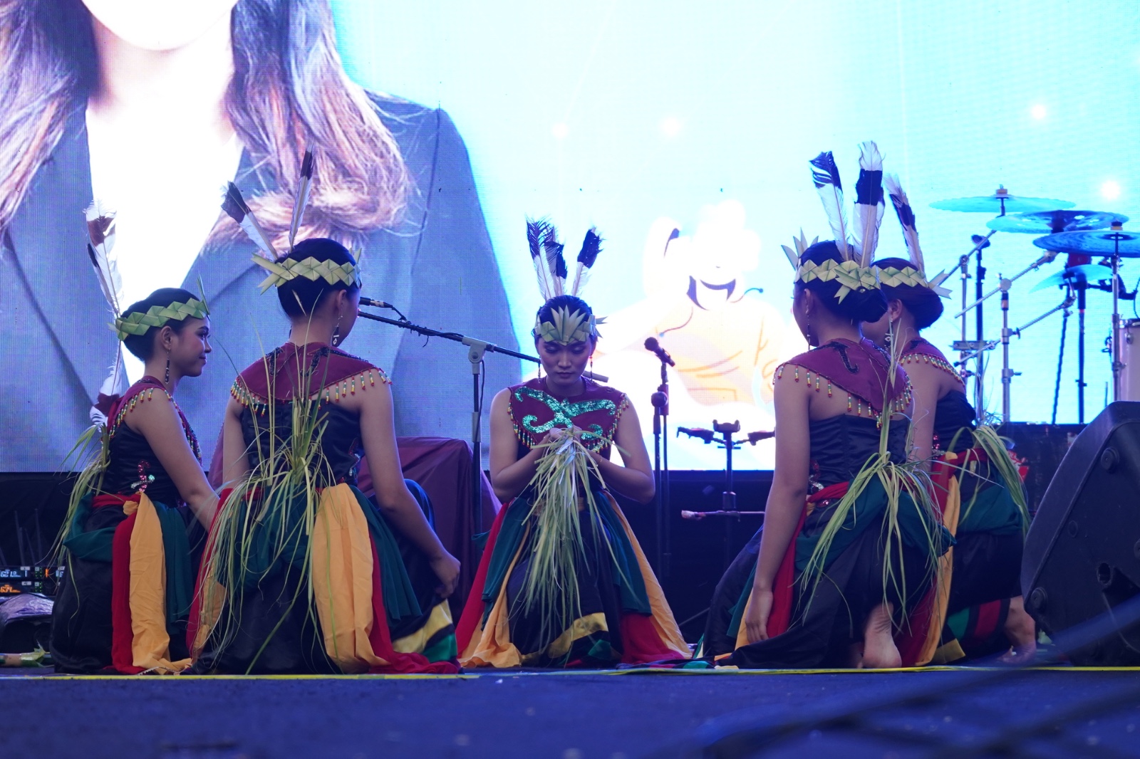 Promosikan Budaya Daerah, Tari Gentur Baramian Balangan Tampil di KIMFest 2025