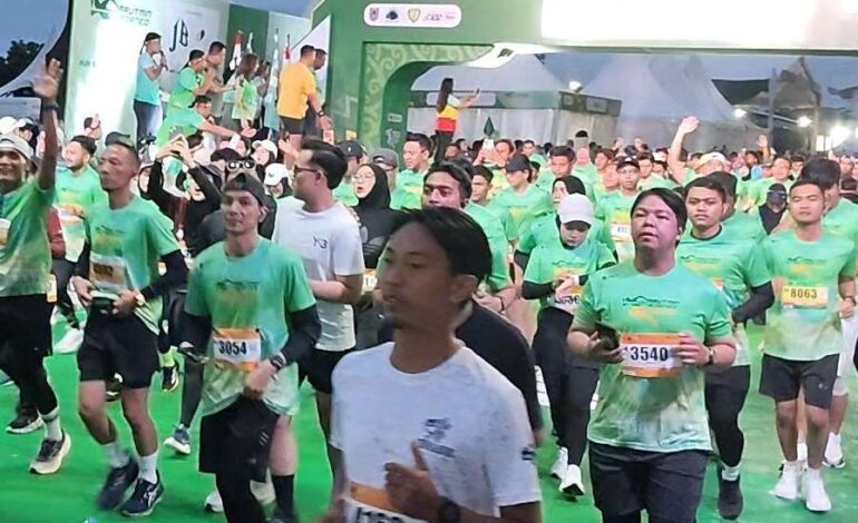 Ribuan Pelari di Arutmin Borneo Run 2025