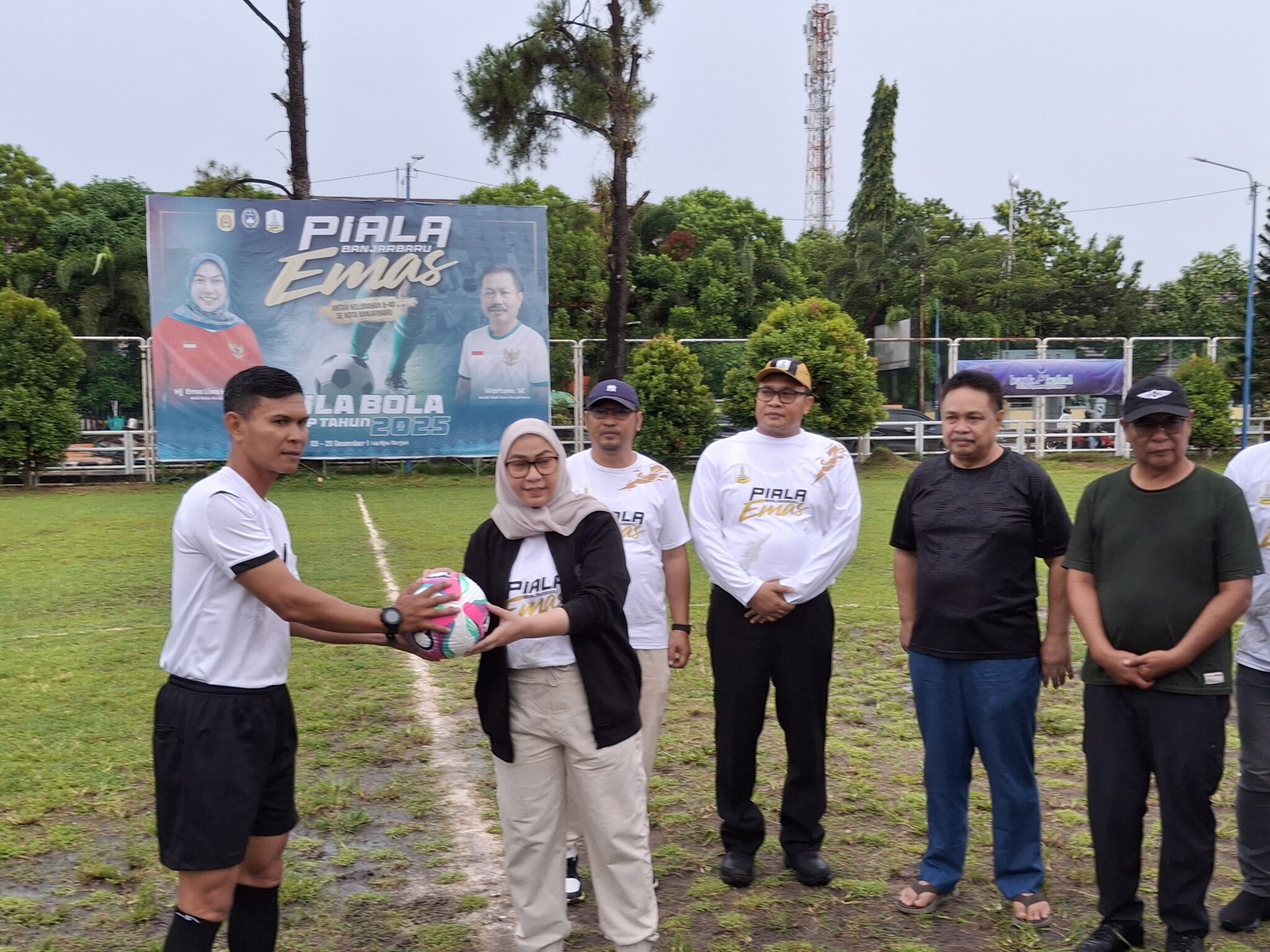 Gila Bola U-40 Banjarbaru Emas Resmi Bergulir, Dibuka Langsung Wali Kota Erna Lisa