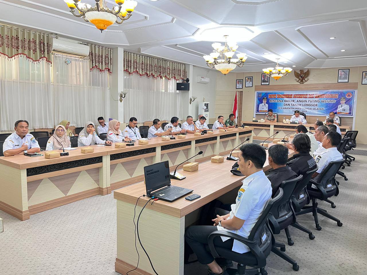 Pemkab Hulu Sungai Selatan Siapkan Langkah Antisipasi Hadapi Musim Hujan Lewat Rapat Koordinasi Bencana
