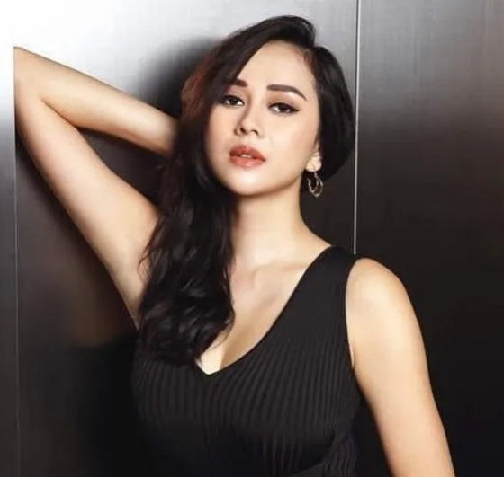 Nama Aura Kasih Nyaring di KPK: Pengacara Heran dan Bantah Gosip Dekat Ridwan Kamil