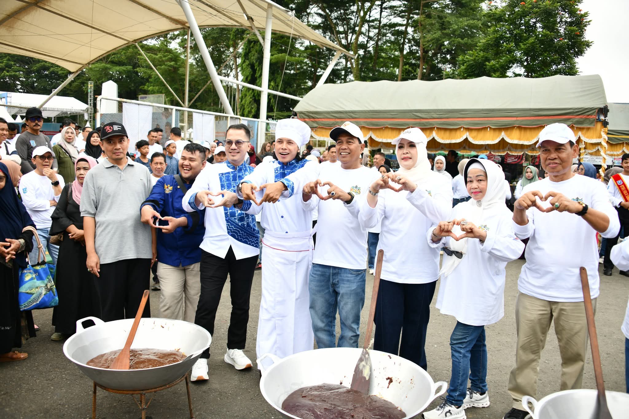 Harjad ke-75 HSS Semarak dengan Festival Kreasi Dodol Kandangan