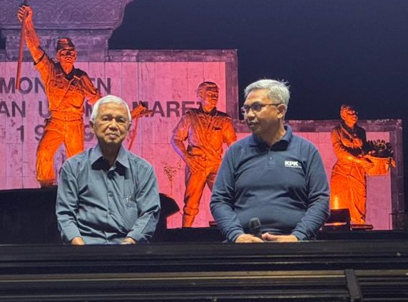 Kota Yogyakarta menjadi tuan rumah rangkaian kegiatan Road to Hari Anti Korupsi Sedunia (HAKORDIA) 2025 yang digelar sejak tanggal 6–9 Desember 2025 dengan mengusung tema “Satukan Aksi, Basmi Korupsi” yang berlangsung di Monumen Serangan Umum 1 Maret, Yogyakarta.