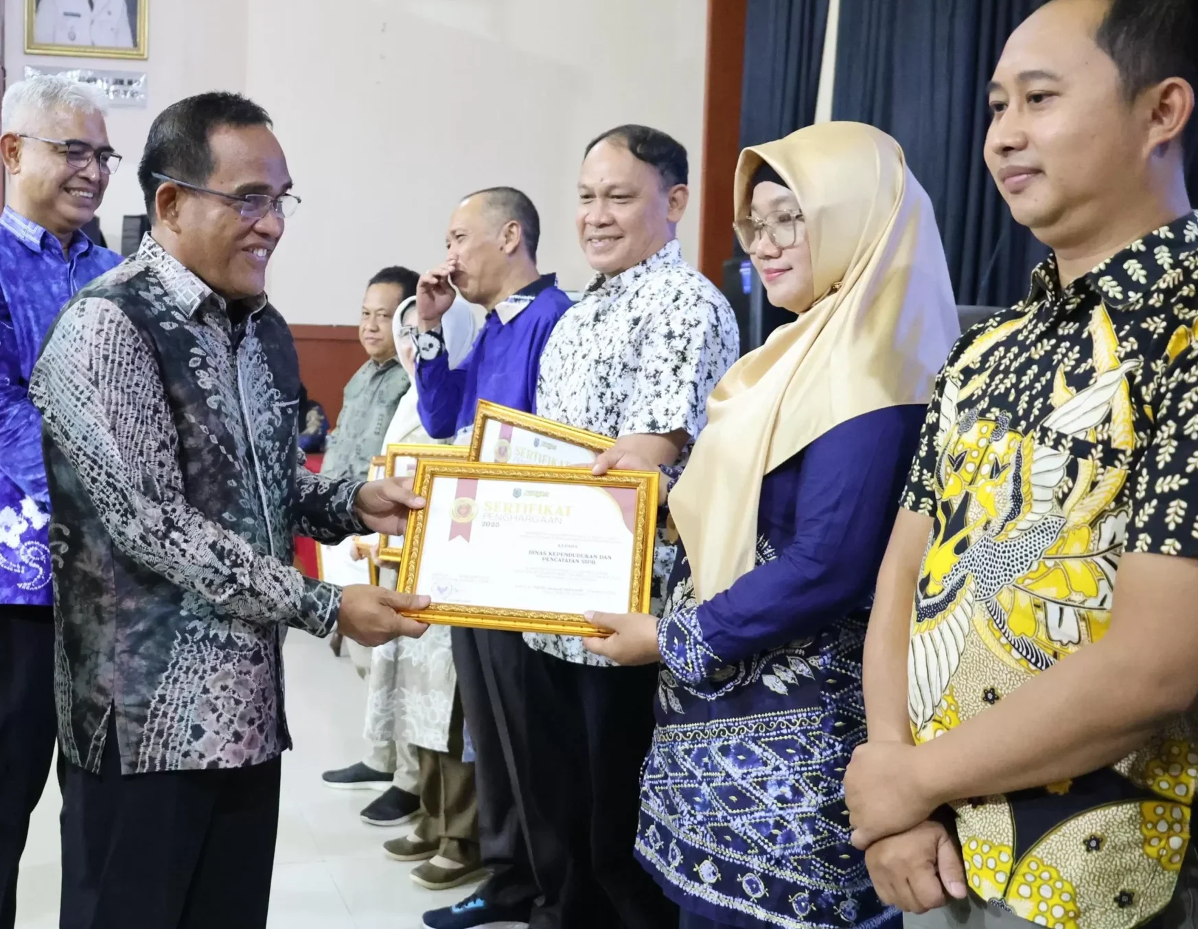 Anugerah Bamanda 2025, Disdukcapil HSU Raih IGA sebagai SKPD Sangat Inovatif