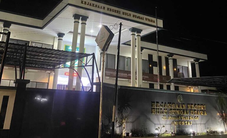 OTT Jilid II KPK di HSU Jaring Tiga Oknum Jaksa Kejari HSU dan Rumah Kost Oknum Jaksa Disegel Penyidik