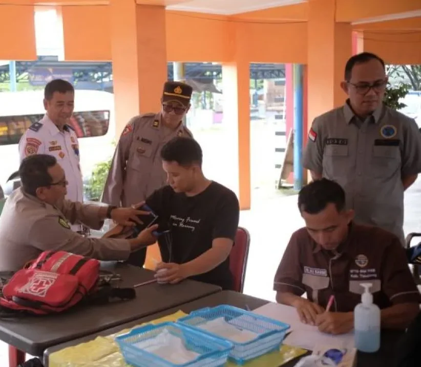 Polantas Tabalong Sasar Pengemudi Angkutan Umum