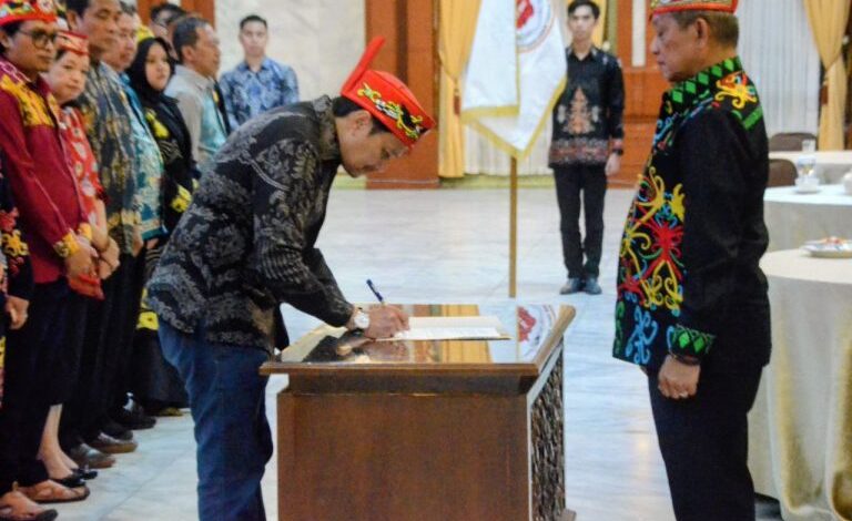 Hasnuryadi Sulaiman Resmi Pimpin ICDN Kalsel, Tegaskan Penguatan SDM Dayak
