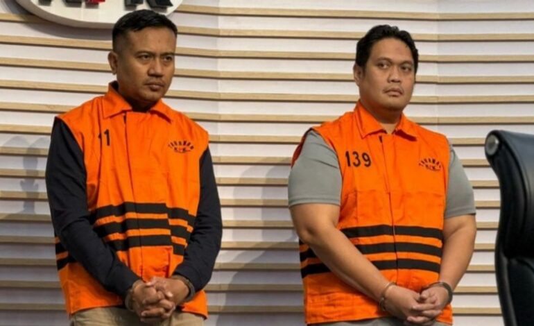 Kejaksaan Agung menonaktifkan tiga pejabat Kejari Hulu Sungai Utara usai ditetapkan sebagai tersangka pemerasan dalam OTT KPK.