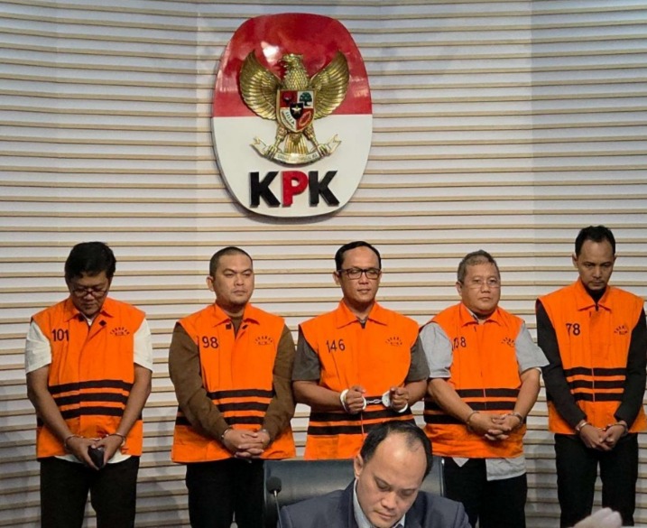 Begini Peran Bupati Lampung Tengah Dkk dalam Kasus Suap dan Gratifikasi