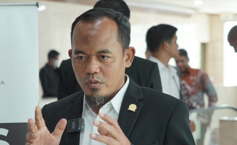 DPR Ngegas soal Perusak Hutan di Sumatera, Sekalipun Jenderal Bintang 4 akan Disikat Habis!