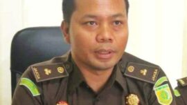 KPK memburu Kasi Datun Kejari Hulu Sungai Utara Tri Taruna terkait kasus pemerasan