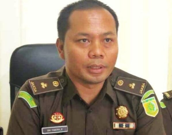 KPK memburu Kasi Datun Kejari Hulu Sungai Utara Tri Taruna terkait kasus pemerasan